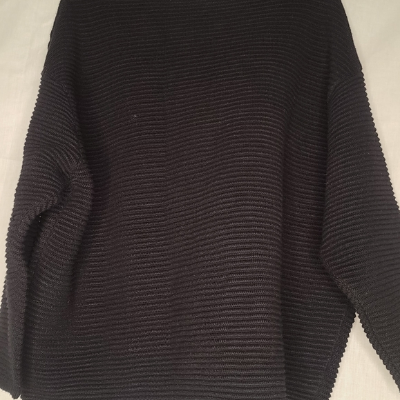 NWOT - Sweater by Shades - Picture 2 of 7